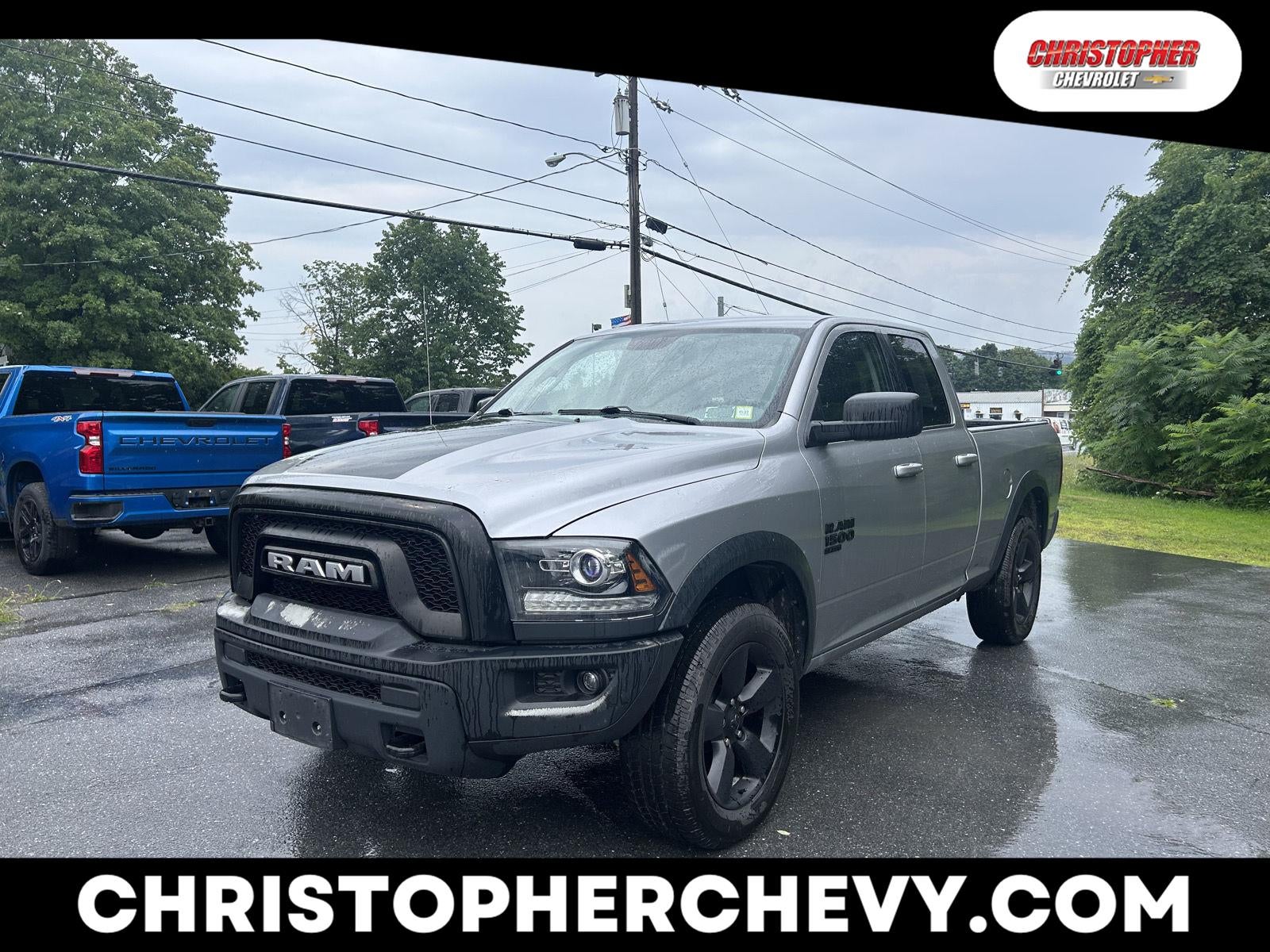 2019 RAM 1500 Classic Warlock Quad Cab 4x4 6'4" Box in Silver — front three-quarter view