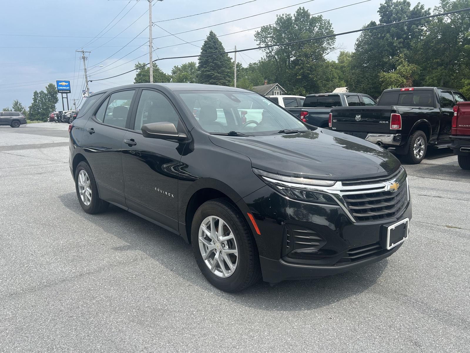 2022 Chevrolet Equinox — rear three-quarter view