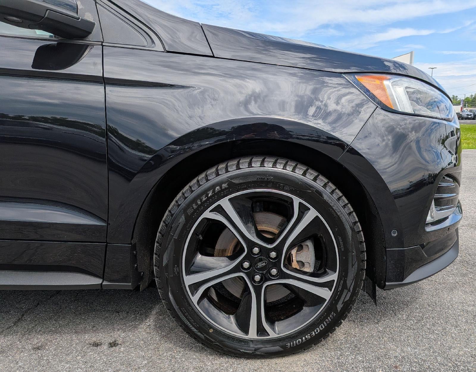 2020 Ford Edge — side profile view