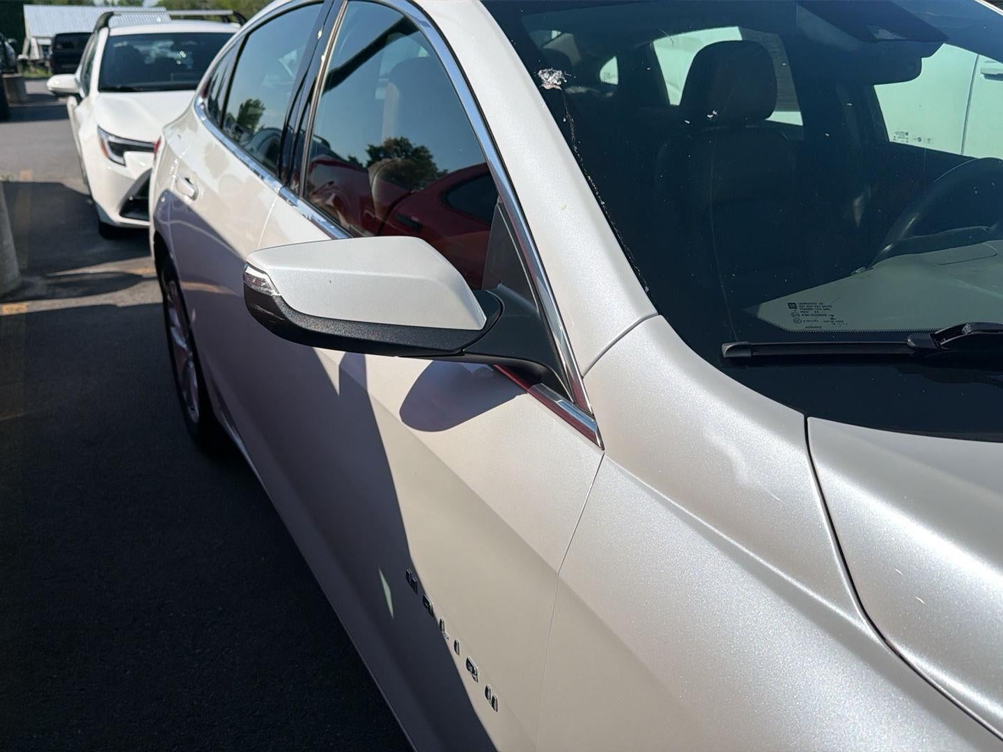 2017 Chevrolet Malibu — detail view