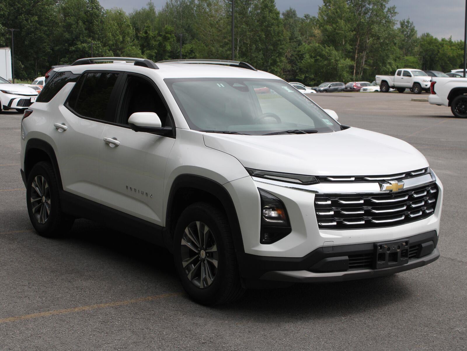 2025 Chevrolet Equinox — rear three-quarter view