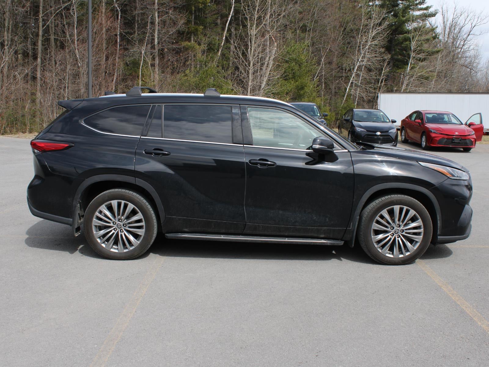 2022 Toyota Highlander — interior view