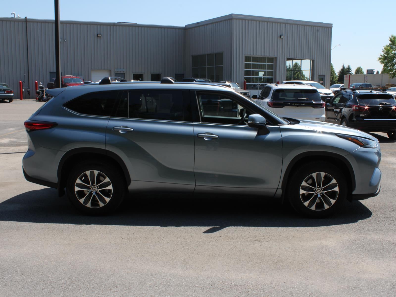 2020 Toyota Highlander — interior view