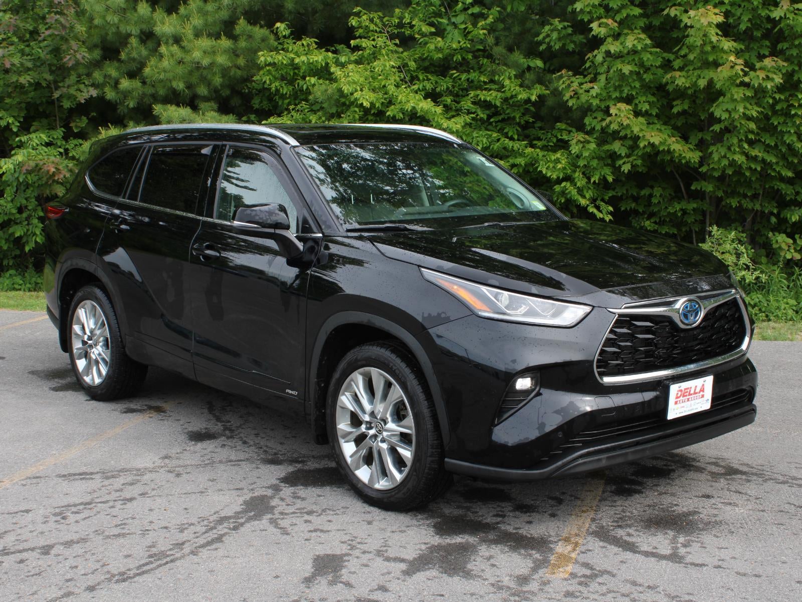 2023 Toyota Highlander — rear three-quarter view