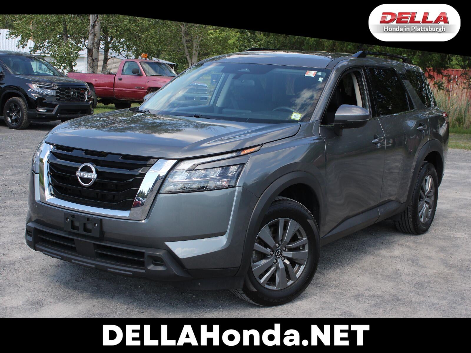 2025 Nissan Pathfinder SV Four Wheel Drive Automatic in Gun Metallic — front three-quarter view