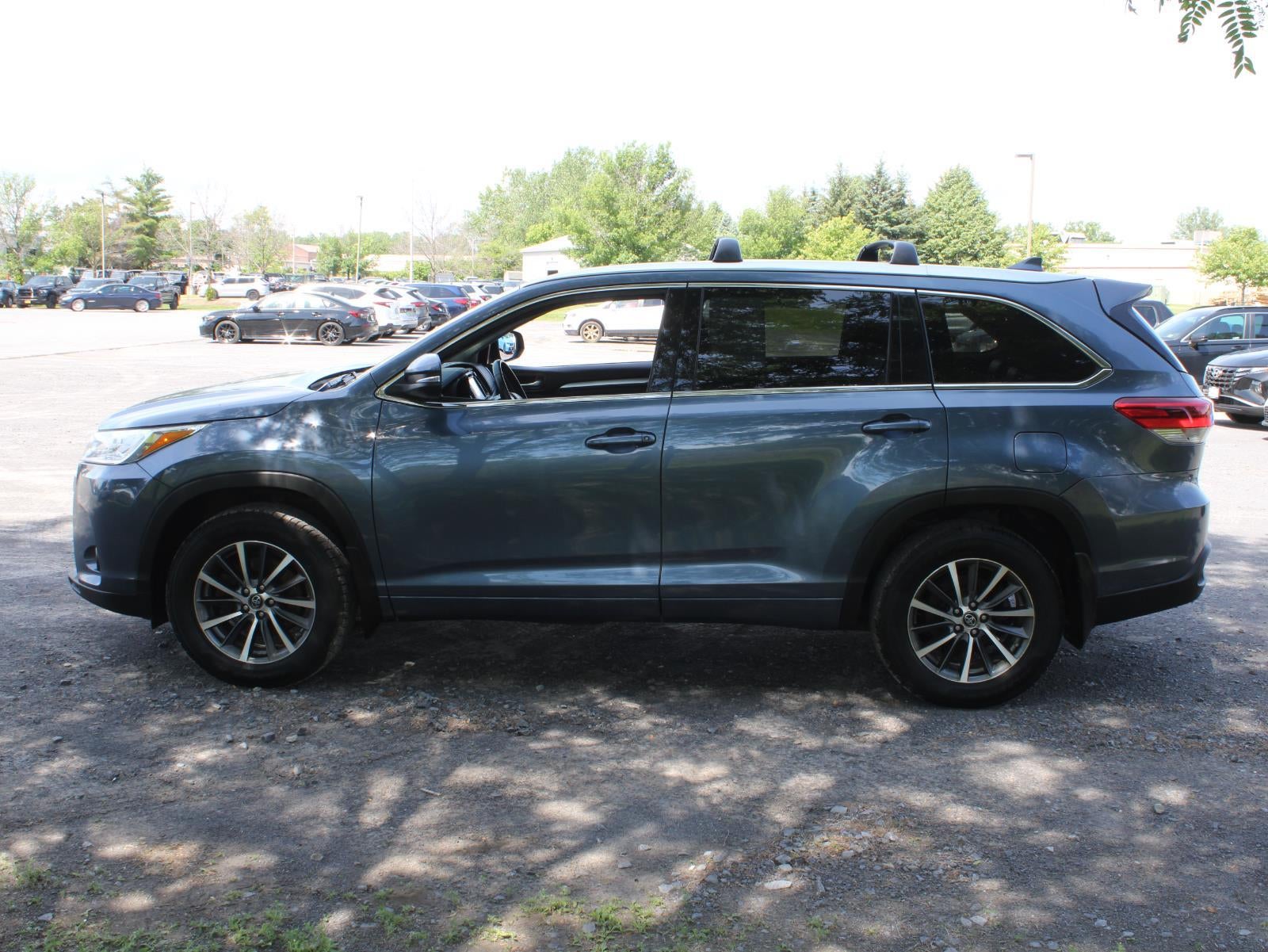 2018 Toyota Highlander — interior view
