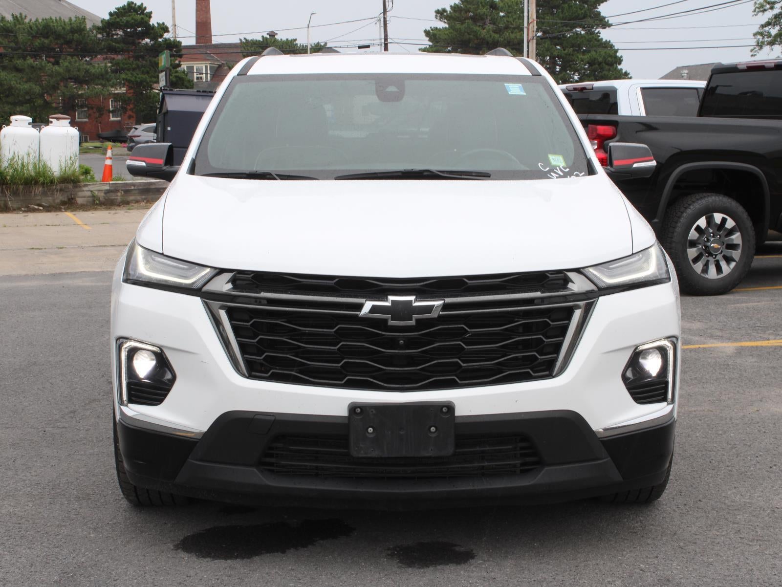 2023 Chevrolet Traverse — side profile view